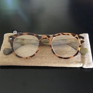 Readers..London bridge..